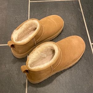 UGG Classic Ultra Mini